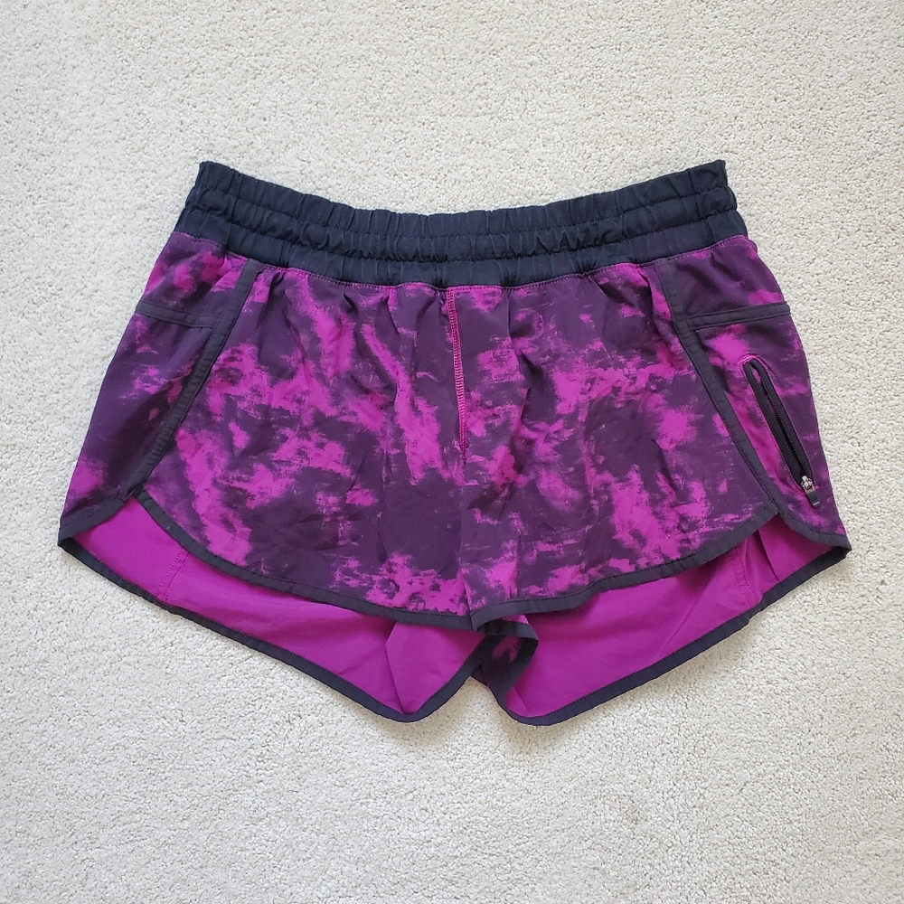 Lululemon Tracker Short III *4-way Stretch Breezie Regal Plum / Black sz10